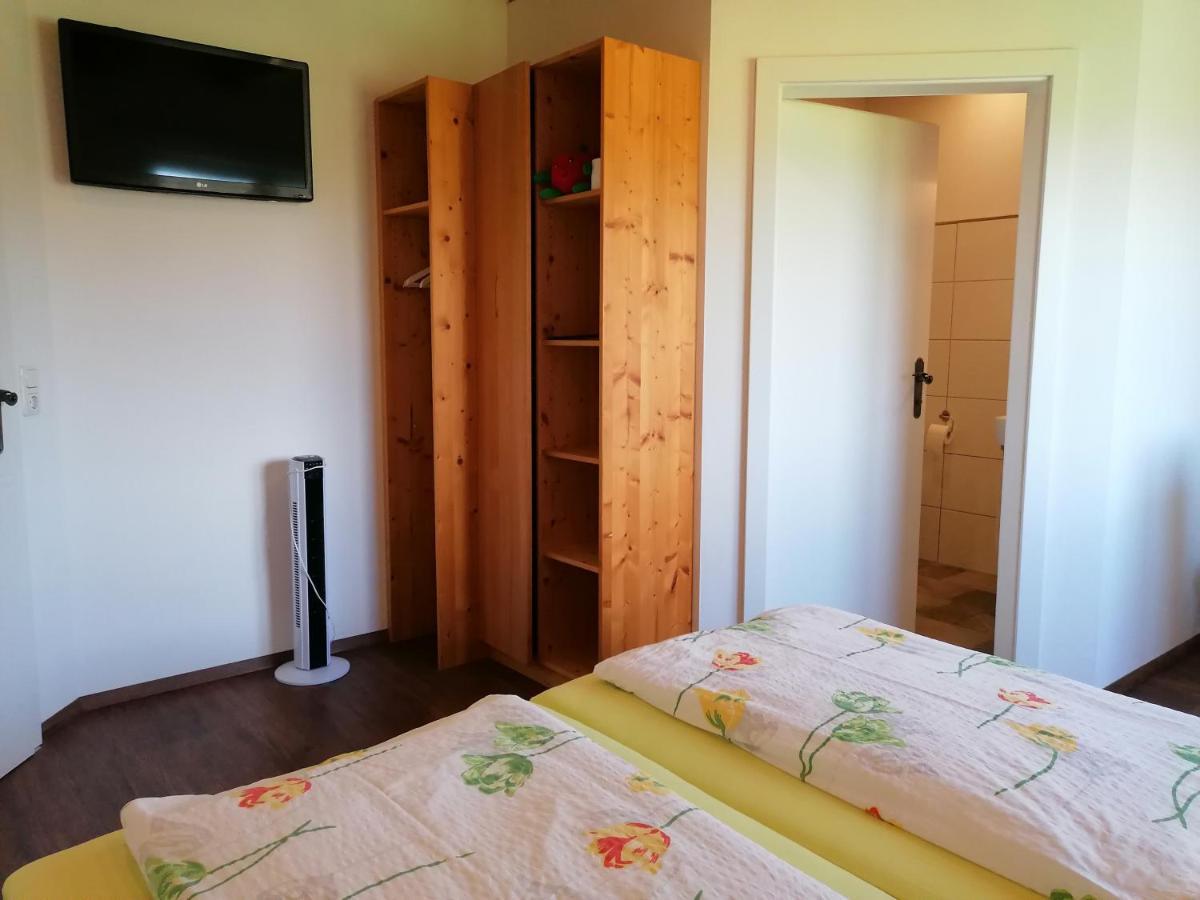 Peterseil'S Radl Zimmer Mauthausen Ngoại thất bức ảnh