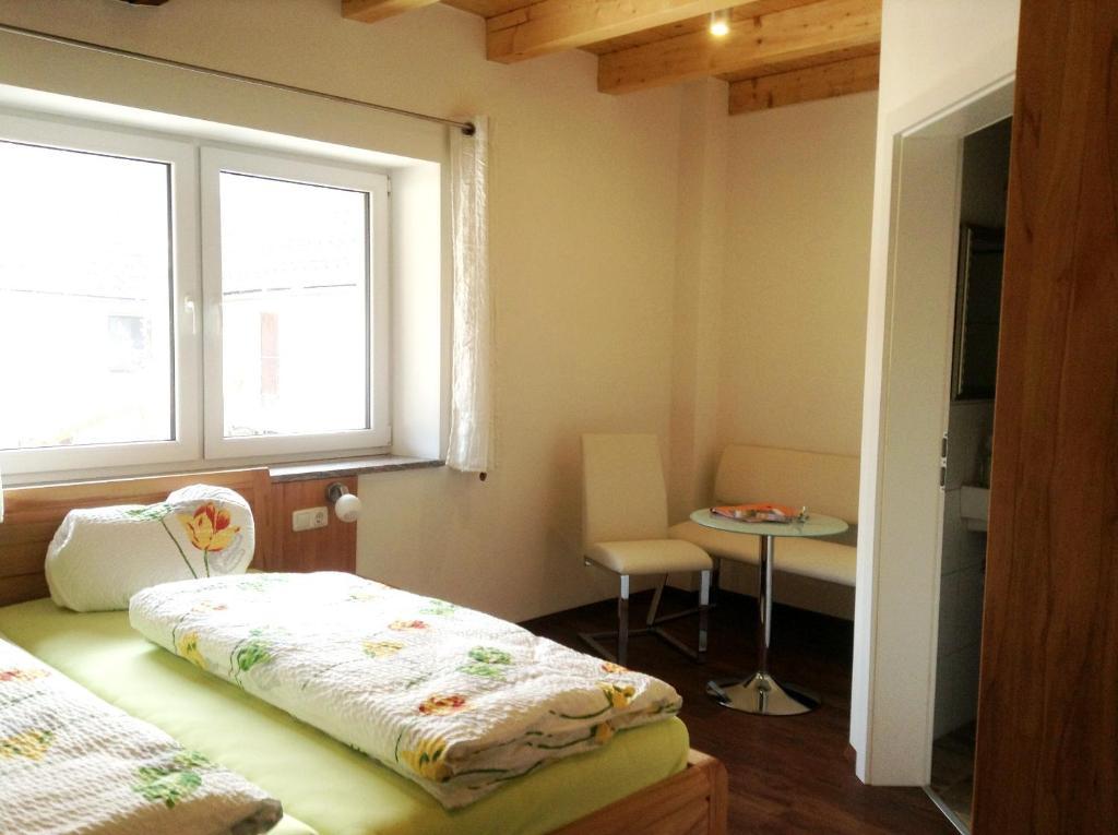 Peterseil'S Radl Zimmer Mauthausen Ngoại thất bức ảnh
